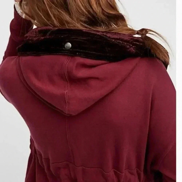 FREE PEOPLE WESTWOOD VELVET TRIM BURGUNDY CARDIGAN WITH HOOD OVERSIZED SIZE XS - Picture 5 of 11